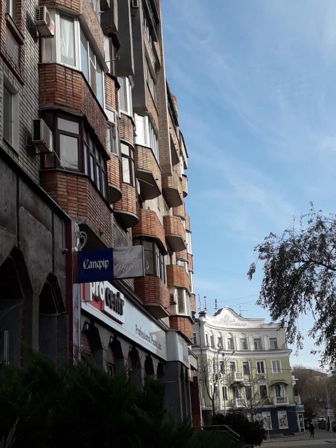 Апартаменты На Проспекте Почтовый Кривой Рог Экстерьер фото